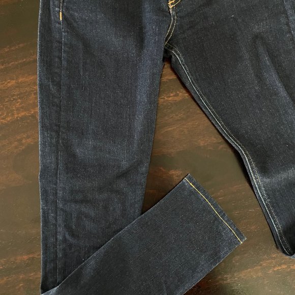 Rag & Bone Skinny Denim in Heritage Wash - Picture 6 of 12